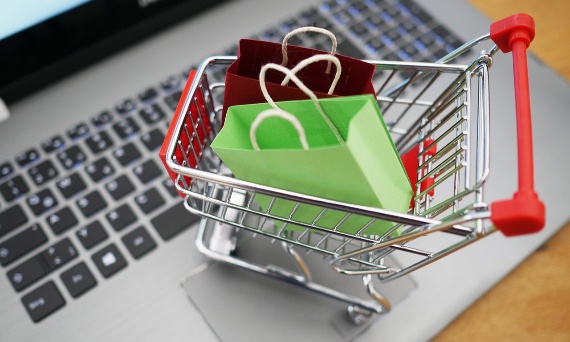 Jak kupować w sexshopie internetowym dyskretnie i bez stresu?